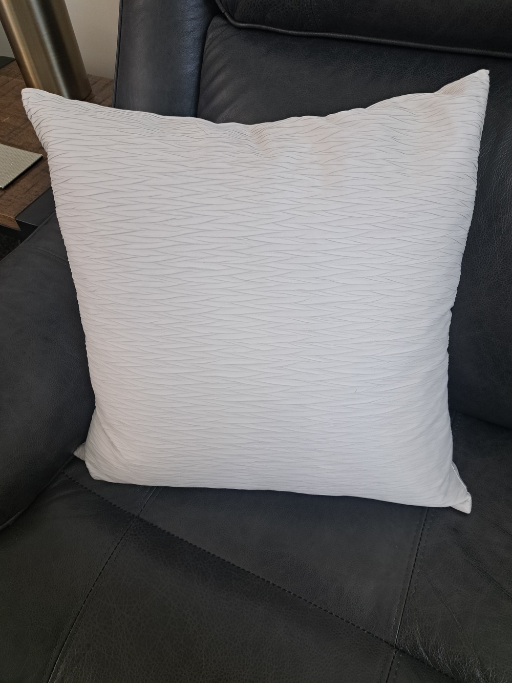 New Neutral Ivory Decorative Throw Pillow Pair -